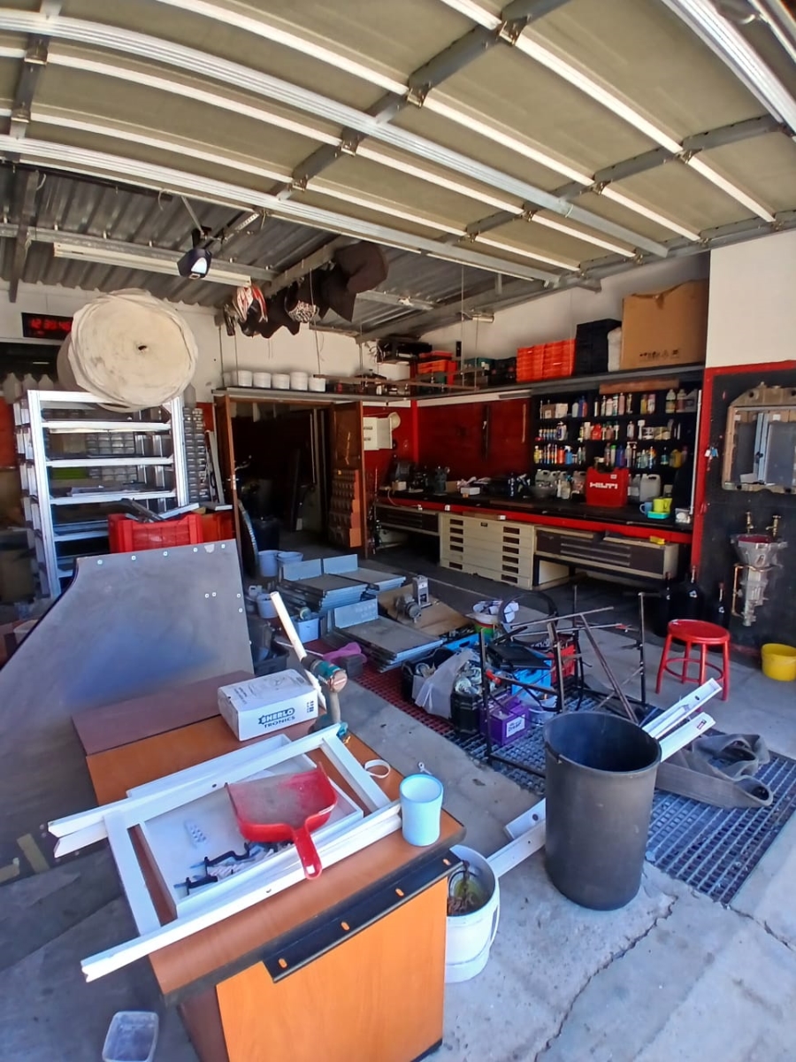 3 Bedroom Property for Sale in Haven Hills Eastern Cape